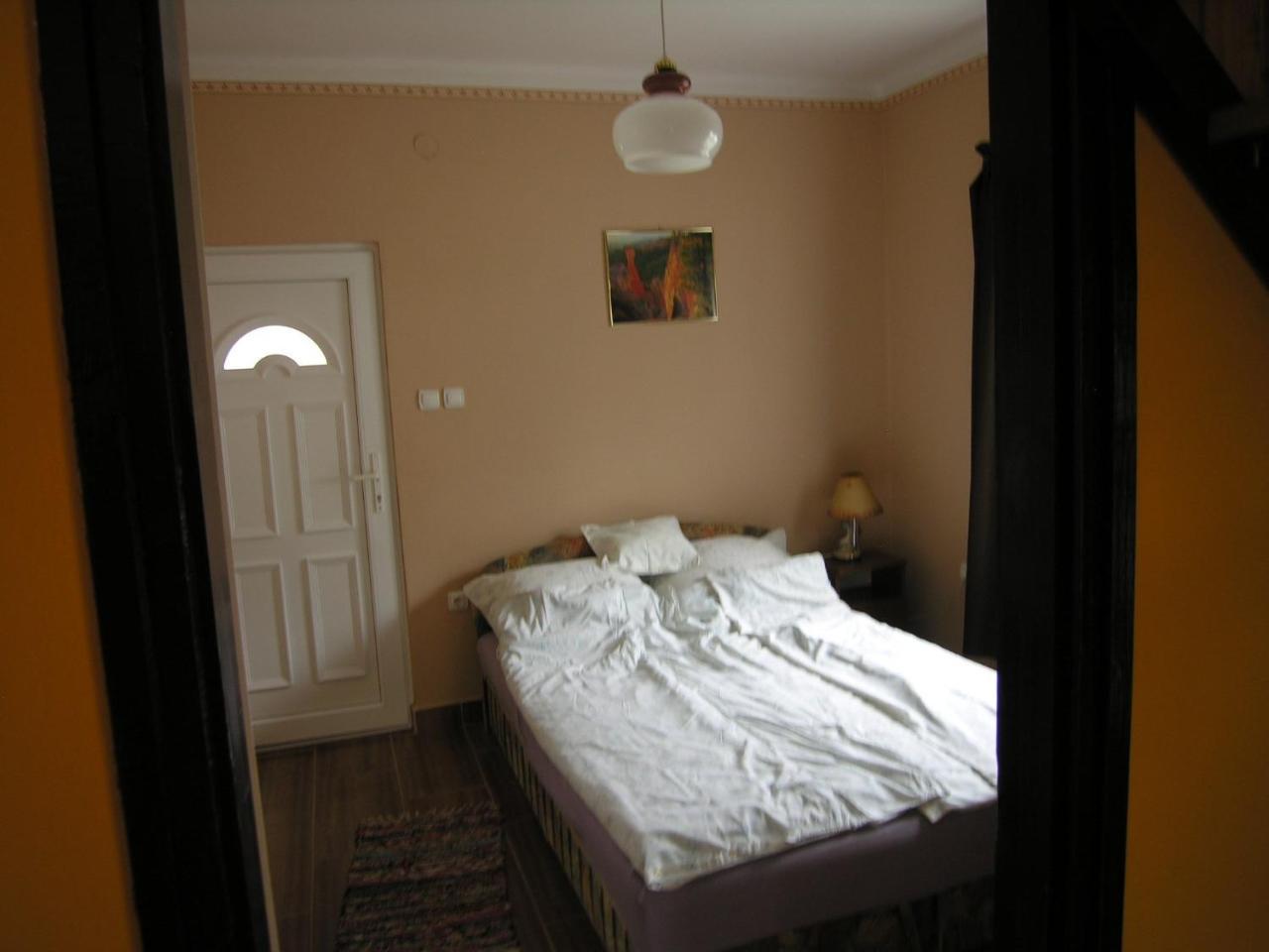 Holiday Home In Balatonmariafuerdo 19426 Luaran gambar